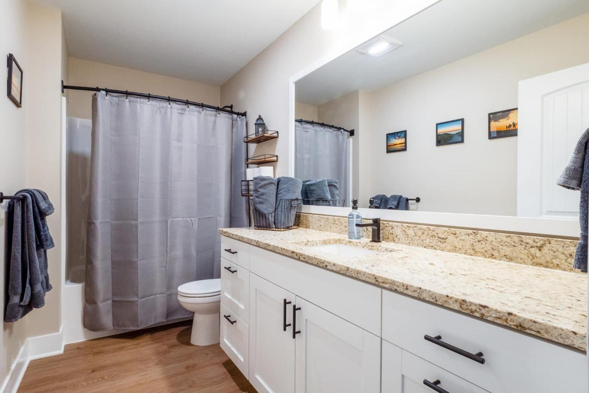 A Pet Friendly Cozy Condo In Traverse City Buitenkant foto