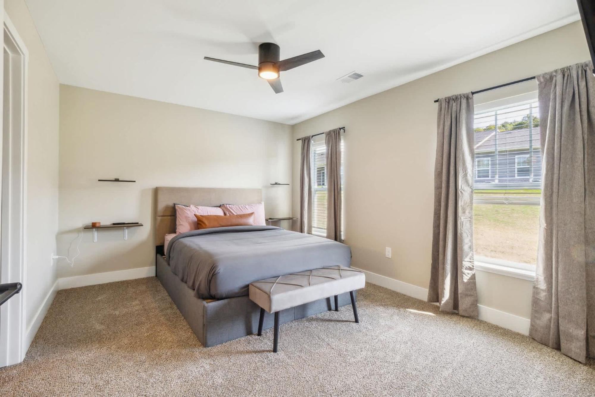 A Pet Friendly Cozy Condo In Traverse City Buitenkant foto
